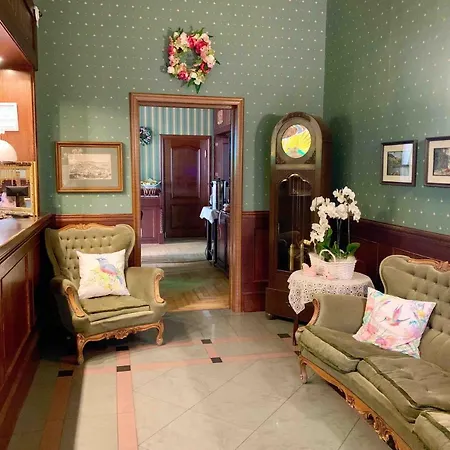 Nocleg ze śniadaniem Antica 3*